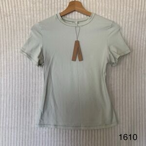 SKIMS Cotton Jersey Short Sleeve T-Shirt Spearmint Size Medium NWT $58